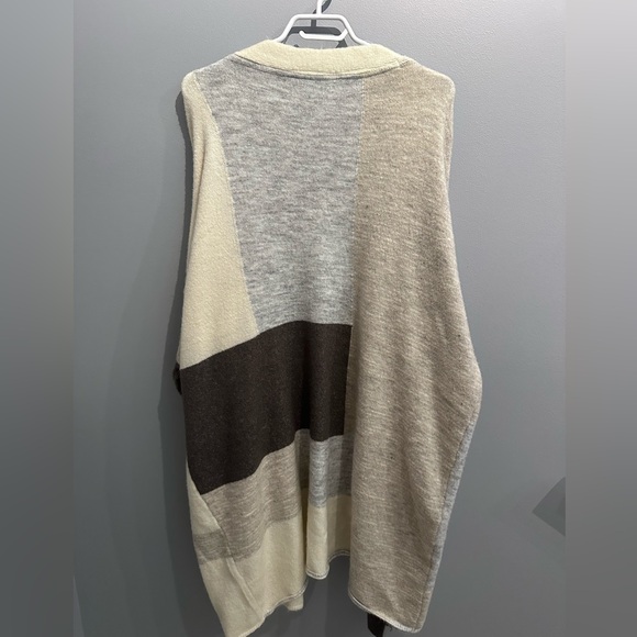 Dex Colour Block Cardigan - Picture 5 of 5